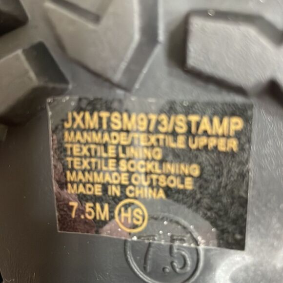 NEW WITHOUT TAGS JELLYPOP PLATFORM COMBAT BOOTS IN BLACK PATENT - Picture 6 of 7